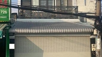 Chú 7 cần bán nhà 1 trệt 1 lầu.