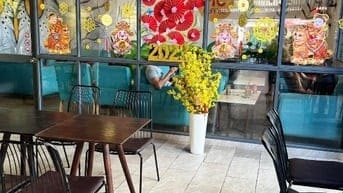 Sang nhượng quán Cafe 400m2 mặt tiền Âu Cơ, đã mở 4 năm