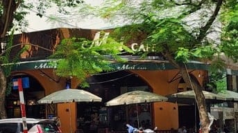 Cho thuê biệt thự lô góc khu Nguyễn Văn Lộc mặt tiền 30m