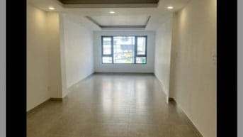 Cho thuê mặt tiền lầu một tiện mở văn phòng.nail .studio nhà mới