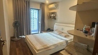 Cho thuê cc căn góc 3 ngủ 1 kho 2wc tại tòa r4b goldmark city