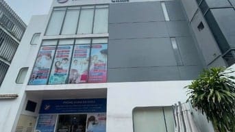 Cho thuê nhà 79 Điện Biên Phủ, Đa Kao, Q1. Trệt, 2 lầu, 14x21 chỉ 245t