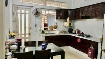 Bán gấp nhà quận 7 nhà 2 tầng trần xuân soạn 