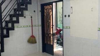 Cho thuê nhà 419/6 Hoàng Sa, P. VTS, Q3. DT: 4m x 5m, trệt, gác suốt