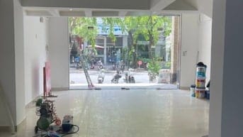Cho thuê NP đường lớn Lê Văn Thiêm- PMH giá 65tr( 2600usd) nhà mới
