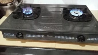 Nhà CHUYỂN DÙNG BẾP ĐIỆN TỪ. CẦN BÁN BẾP GAS 