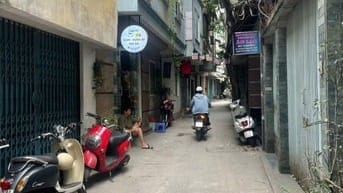 Bán nhà ngõ phố Trần Khát Chân Hà Nội tiện kinh doanh ngõ ô tô 