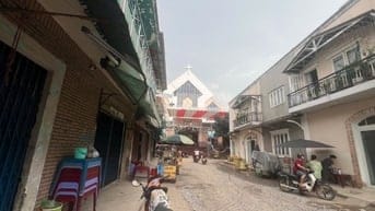 Cần cho thuê nhà nguyên căn . 