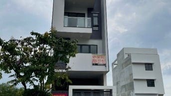 Cho thuê Nhà mặt phố tại Dương Hồng Garden House, Nguyễn Văn Linh, Bìn