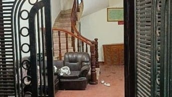 Cho thuê nhà ngõ 454 Minh Khai, Hai Bà Trưng, 5 tầng, ngõ rộng thoáng