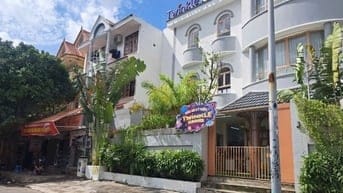 Bán Biệt Thự Mặt Tiền KDC Miếu Nổi - Vạn Kiếp - Phan Xích Long 8x16m.