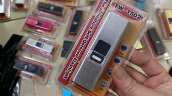 Siêu Phẩm Bảo Vệ Cá Nhân – Móc Khóa Chích Điện