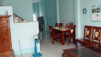 Nhà lầu chính chủ, đường xe hơi. Thông tin đúng 100%