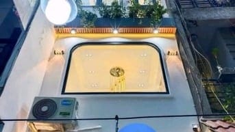Bán gấp nhà Nguyễn Tiểu La, p.8, Quận 10. Giá 3,05 tỷ/52m2, hẻm xe hơi