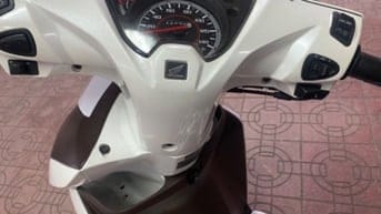 bán xe vision màu trắng , chính chủ biển hải phòng , xe rất đẹp