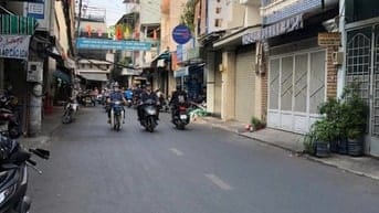 Mặt tiền Cư Xá Đồng Tiến P14 quận 10, XH ngủ trong nhà 4x20 3lầu 16 tỉ