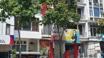 Chính chủ cho thuê nhà mặt phố Nguyễn Văn Lộc 84m2 giá: 55tr/tháng