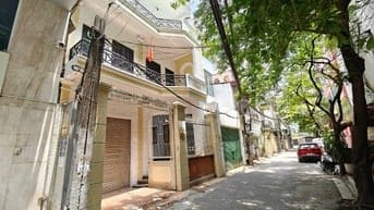 CHO THUÊ NHÀ 120M2*4 LÀM VĂN PHÒNG TT CẦU GIẤY.