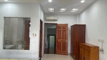 Chính chủ, 30m2, phòng đầy đủ nội thất, yên tĩnh, tự do, hẻm xe hơi