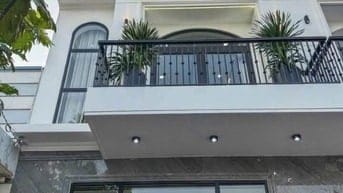 Nhà Đẹp Hoàng Sa, Quận 3 dt 64m2 / 3ty550. Sổ sẵn sang tên ngay