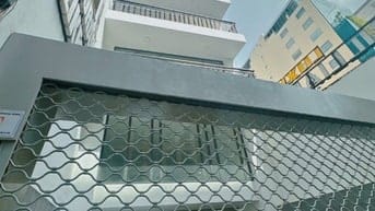 Tòa VP Phú Nhuận (Hầm + 4 lầu), 112 m², gần sân bay, giá 35 tỷ TL