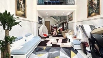 Kẹt tiền bán nhà Nguyễn Tri Phương, Phường 4, Quận 10, Giá 3 tỷ 200