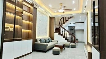 Bán nhà TT quận Hai Bà Trưng mới kính koong tặng full nội thất xịn xò 