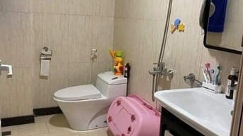 Chính chủ cho thuê nhà 4 tầng, 5 ngủ nội thất ngõ 656 Hoàng Hoa Thám