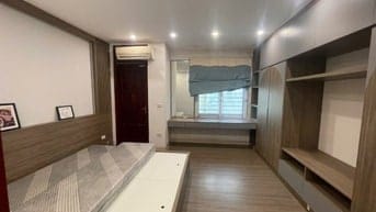 Nhà riêng ngõ phố hoàng mai nguyễn đức cảnh dt32m2x5t giá 12tr
