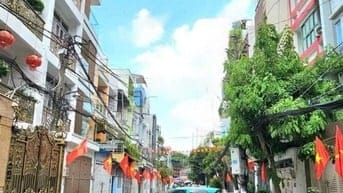 BIỆT THỰ ĐƯỜNG HOÀNG HOA THÁM, TÂN BÌNH NGAY GA T3