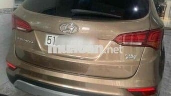 Hyundai Santa Fe 2017 2.2L 4WD - 7000 km