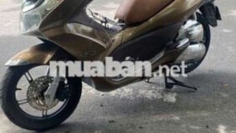 PCX 125 máy êm thì thầm, áo còn dán keo