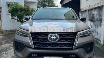 Toyota Fortuner 2020 2.4AT 4x2  - 100000 km