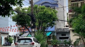 Cho thuê nhà hẻm 10m Lạc Long Quân, p9 - 4x15m - trệt 1 lầu - 14tr/th