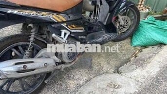 Suzuki Hayate 125 màu đen nâu thiếu tiền phòng tro