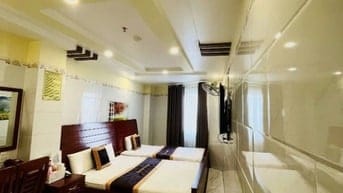 22 tỷ- 6 x 17m,CTXD 5 LẦU- 15 phòng, hẻm xe hơi Trần Hưng Đạo - Quận 1