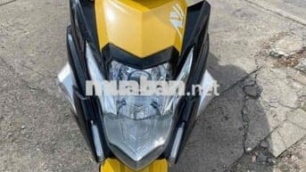 Xe Novo 6 vàng đen