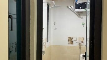 Phòng studio 23 m2,Tầng 3,03 cửa sổ.