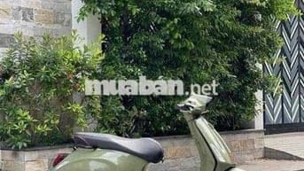 Vespa Sprint ABS 2023 ; odo 6.000