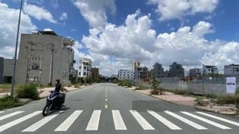 ĐẤT NỀN SHR NGAY VƯỜN LÀI QUẬN 12 TỪ 3.2TỶ/NỀN GẦN DH NGUYỄN TẤT THÀNH