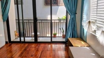 Nhà 6 tầng 3 mặt thoáng tại Tô Ngọc Vân