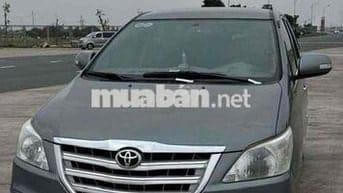 Toyota Innova 2015 E - 200000 km
