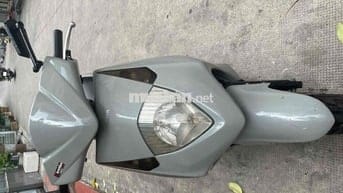 nhà dư 1 chiếc xe cần bán cho ai mua đi làm
