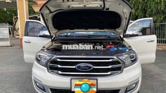 Ford Everest 2019 Titanium Plus 2.0L AT 4WD - 4 km