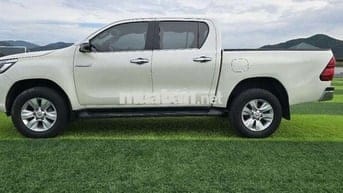 Bán Hilux 4×4 số tự động 2017