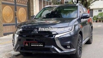 Mitsubishi Outlander 2024 Premium 2.0 CVT 11000 km
