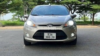 Ford Fiesta 2012 1.6 AT Sedan - ghi bạc đẹp