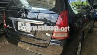 Toyota Innova 2006 G - 250 km