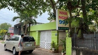 BÁN NHÀ NGHỈ 999 ĐẦY ĐỦ TIỆN NGHI
