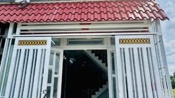 Nhà góc 2 MT,tiện kinh doanh cần tìm chủ mới DT: 4x10, 2pn, giá 625tr 